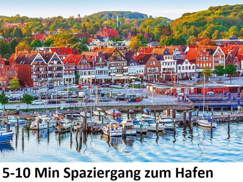Gepflegtes Und Schoenes Ferienapartment Im Neubau Lubeck Bagian luar foto